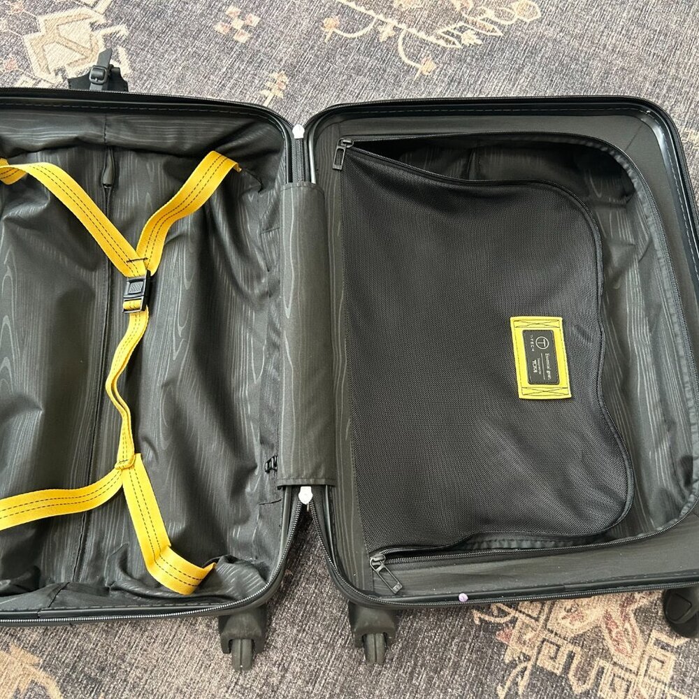 TUMI T-Tech Carry-On Hard Case Luggage Blue 4 Wheels Spinner 21" - Picture 7 of 7